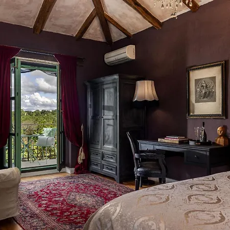 Villa Le Chateau Near Porec For 12 People With Private Heated Pool - Pet Friendly