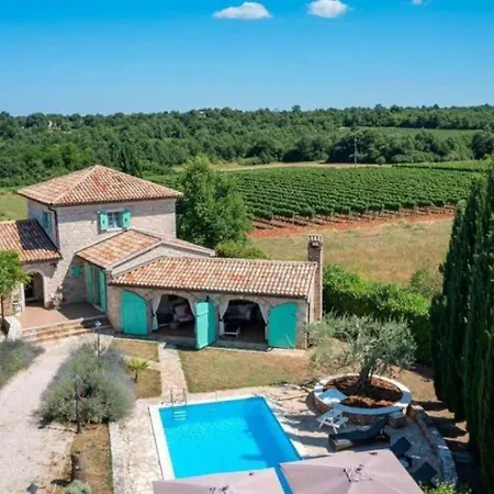 Villa Le Chateau Near Porec For 12 People With Private Heated Pool - Pet Friendly *